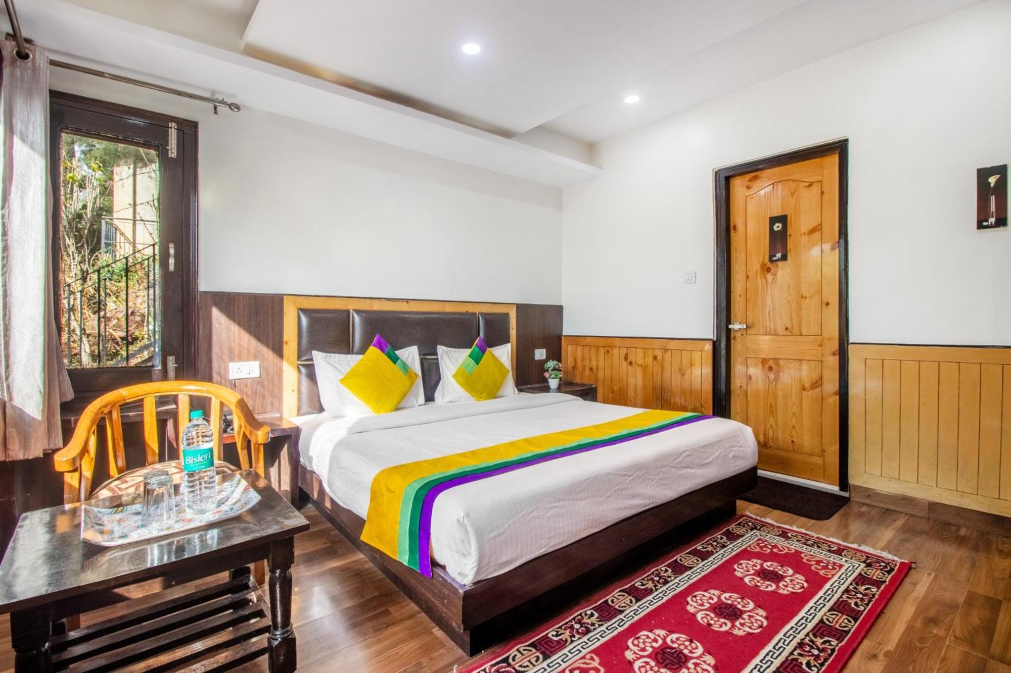 שימלה Itsy Hotels Avantika With Forest View מראה חיצוני תמונה