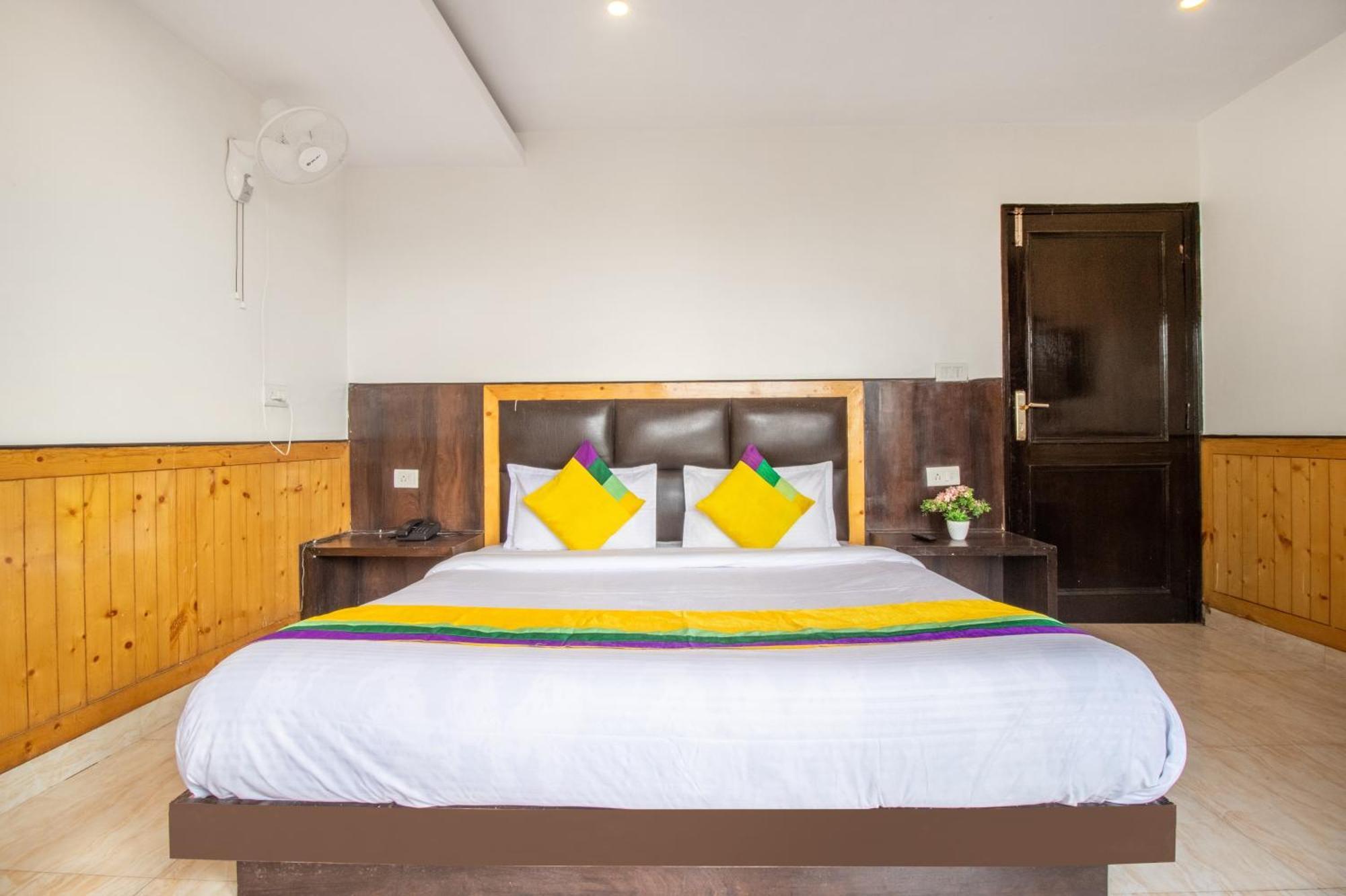 שימלה Itsy Hotels Avantika With Forest View מראה חיצוני תמונה