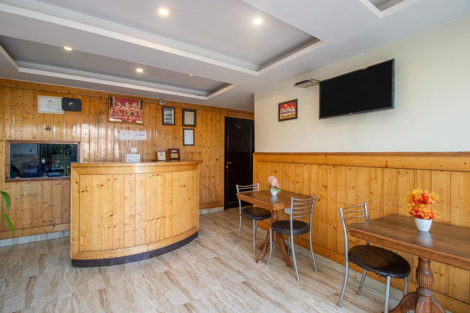 שימלה Itsy Hotels Avantika With Forest View מראה חיצוני תמונה
